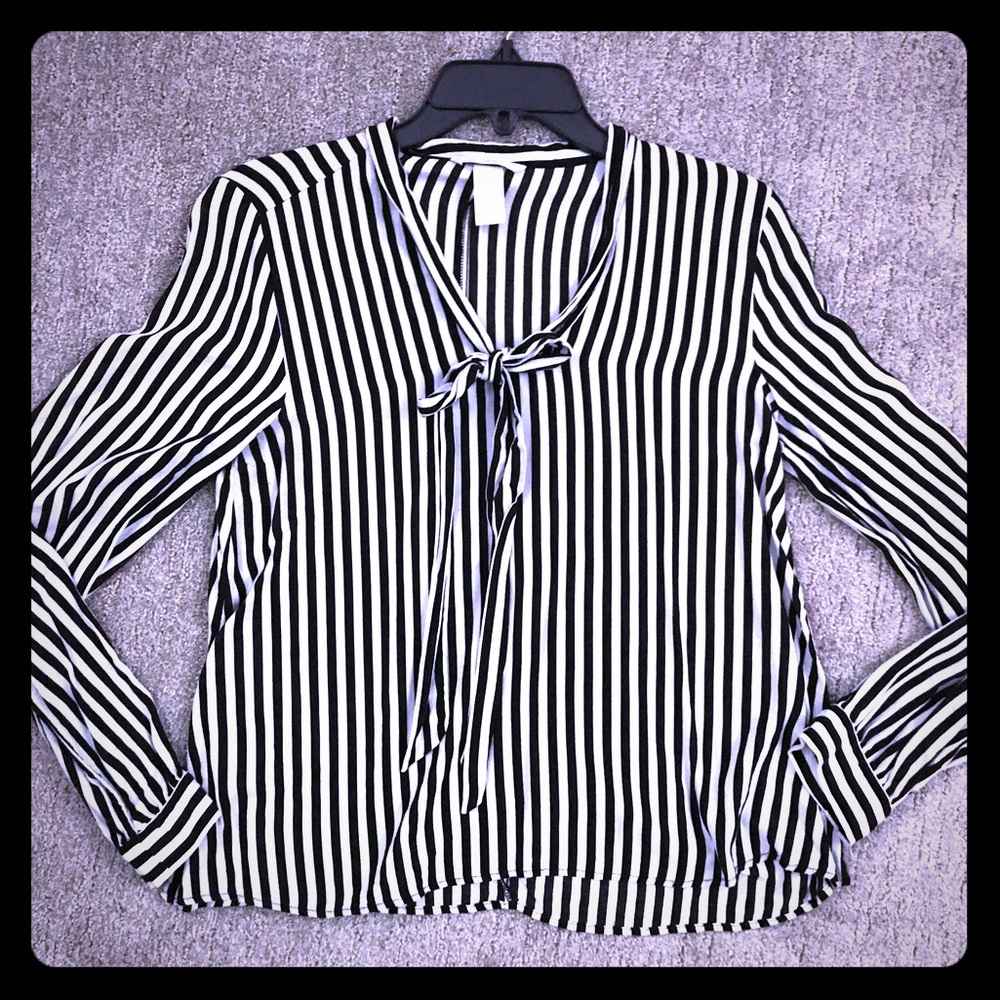 Black and white dress shirt